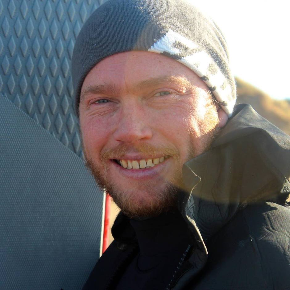 Charlie Head profile