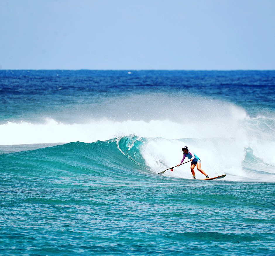 SUP-Surfing-Maldives-May-2023-with-Moon-Tours